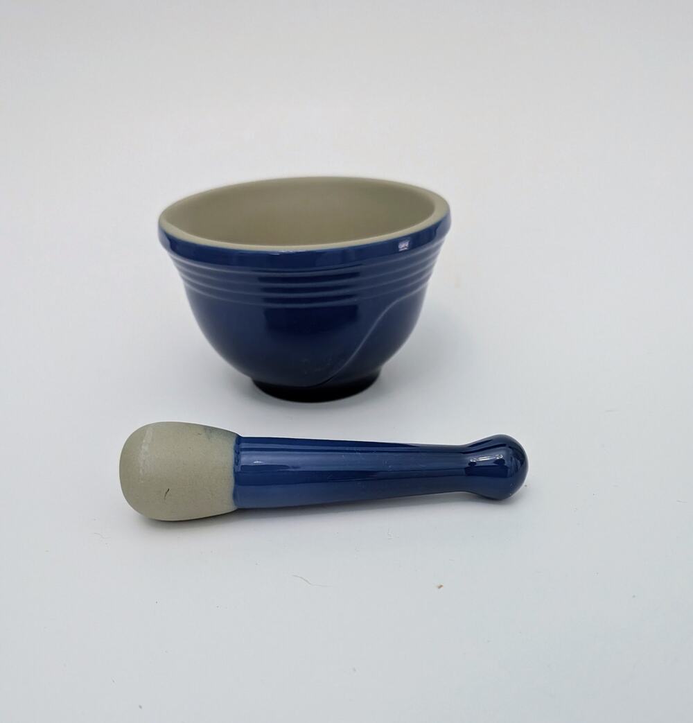 Le Creuset Blue Morter and Pestle 0.3 liter